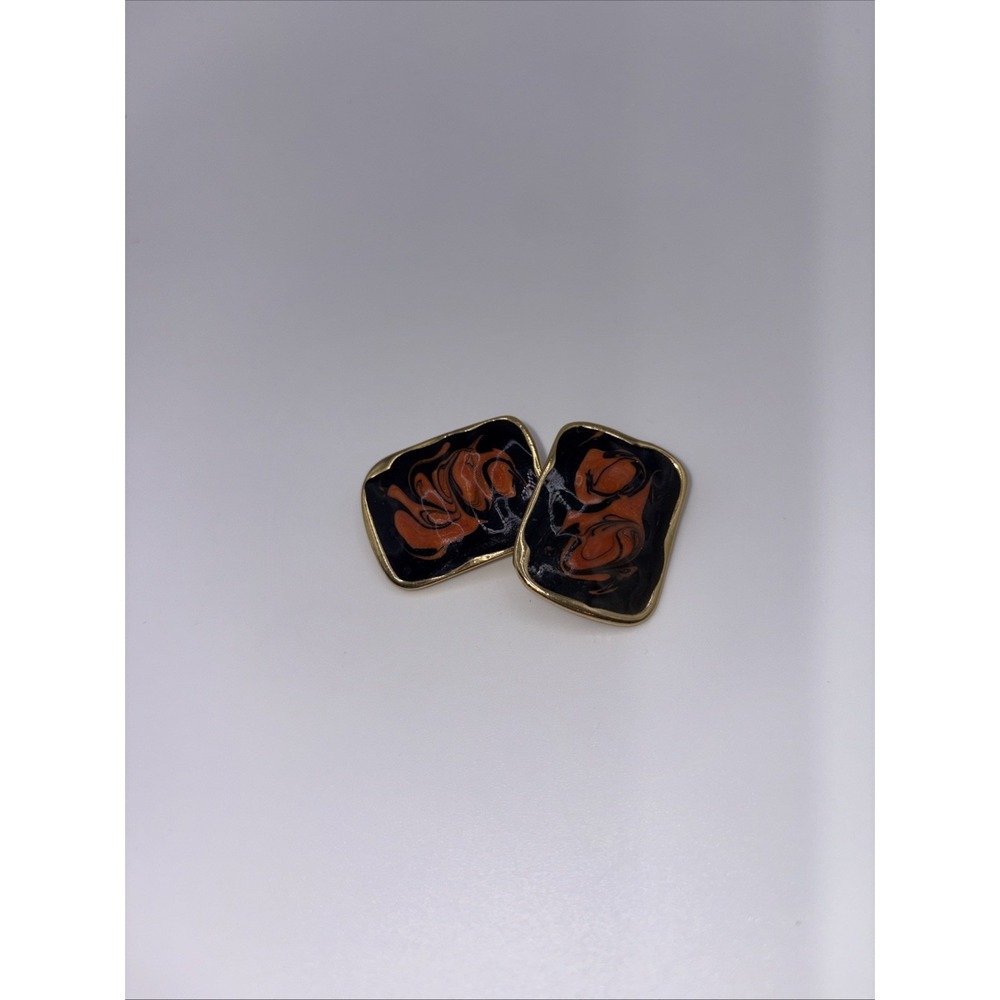 Vintage Black And Rust Rectangular Gold Tone Clip Earrings